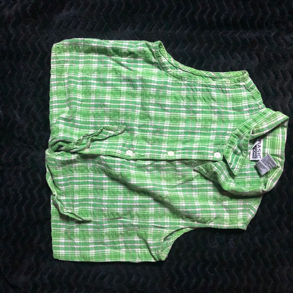3/$10 Basic Editions Top